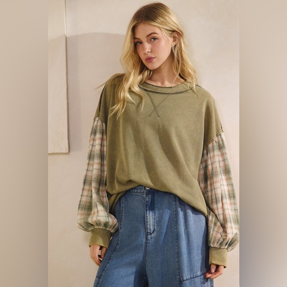 Sage + Fig Tops - Sage + Fig Olive Pullover with Plaid Balloon Sleeves